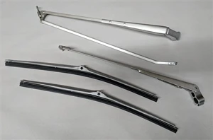 1968-72 Wiper Blades and Arms Set (for recessed park)