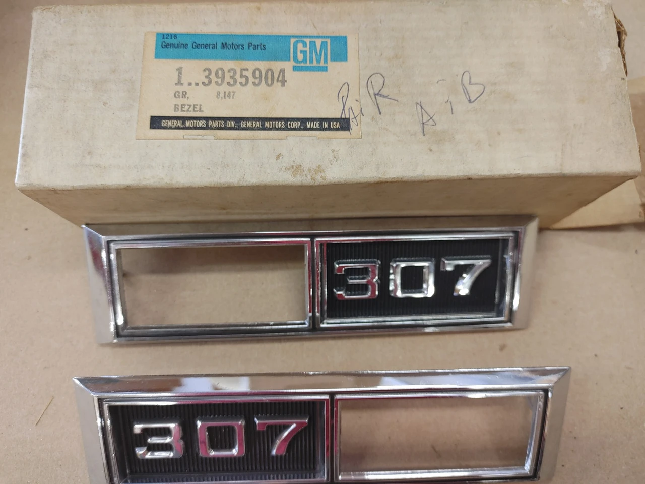 1968 Chevelle, El Camino NOS 307 fender bezels